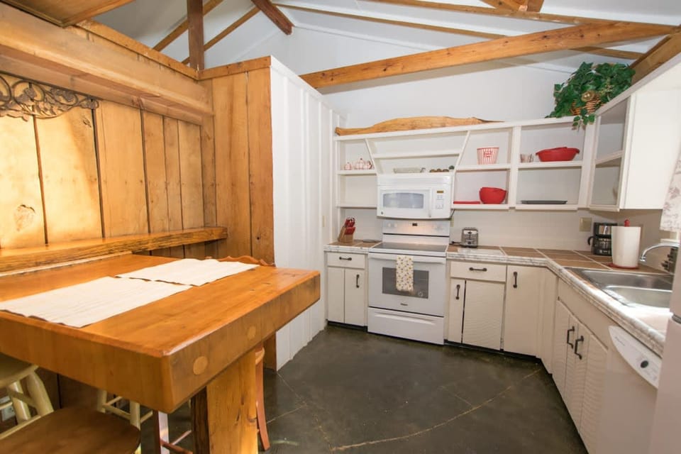 House | 2 bedrooms, Internet
