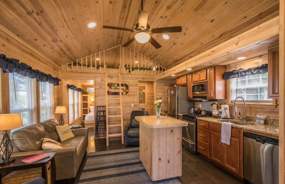 House | 2 bedrooms, high-speed internet