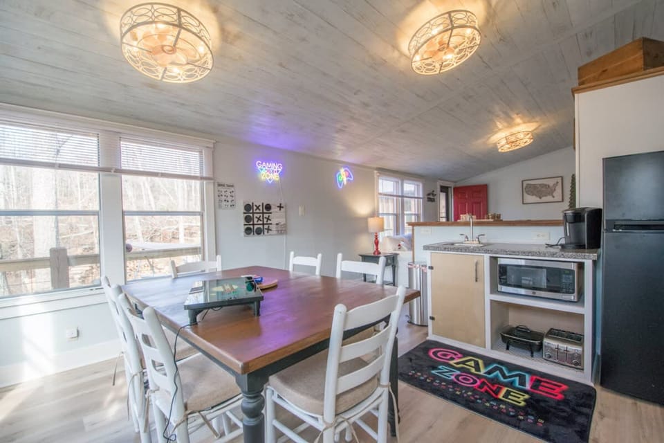 House | 4 bedrooms, high-speed internet