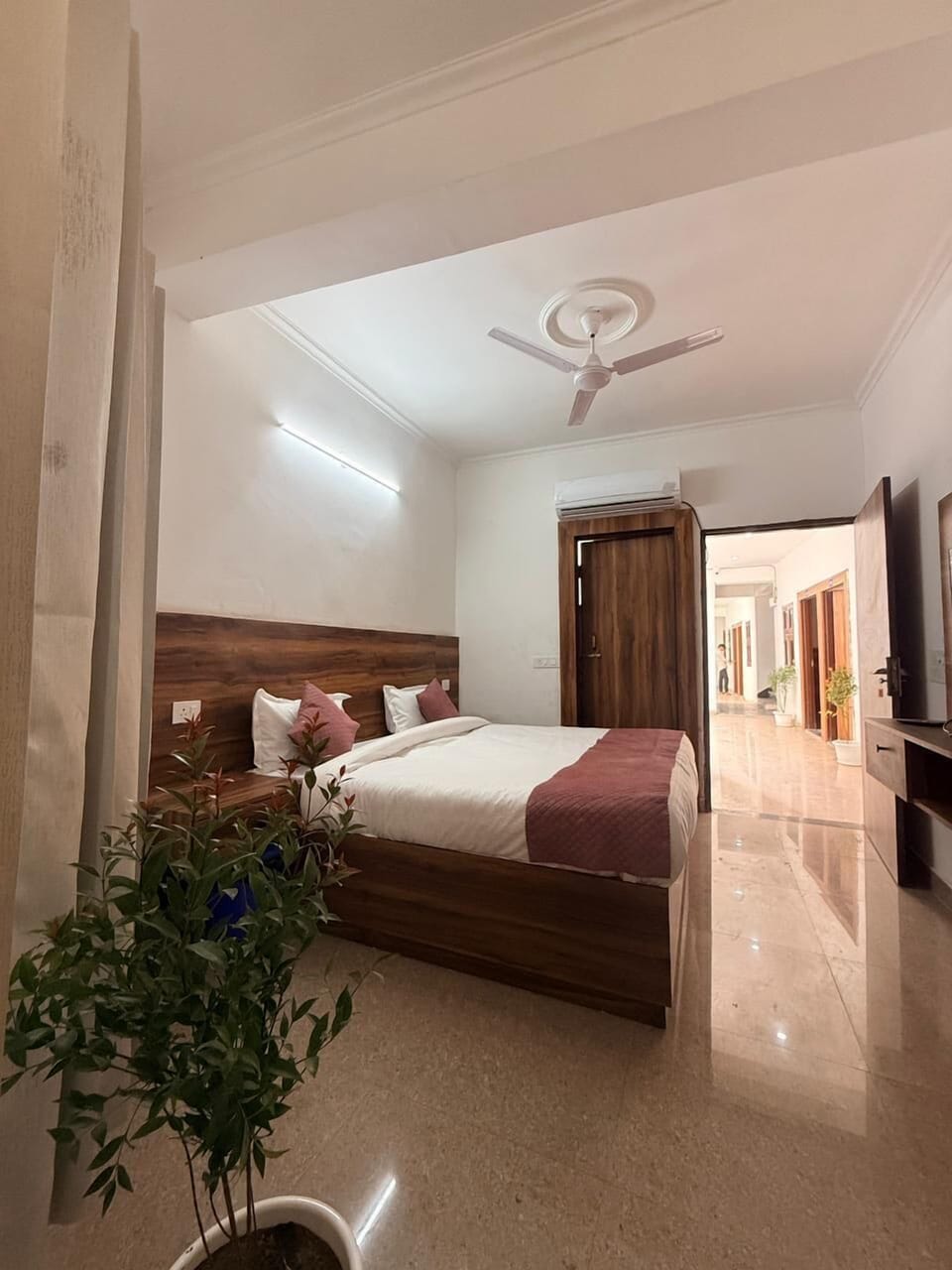 In-room safe, desk, laptop workspace, blackout drapes