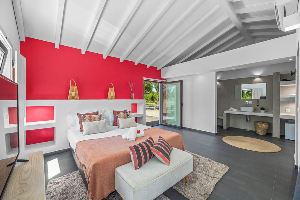 Deluxe Double Room, 1 Queen Bed, Pool View | Premium bedding, soundproofing, WiFi (free), individually decorated