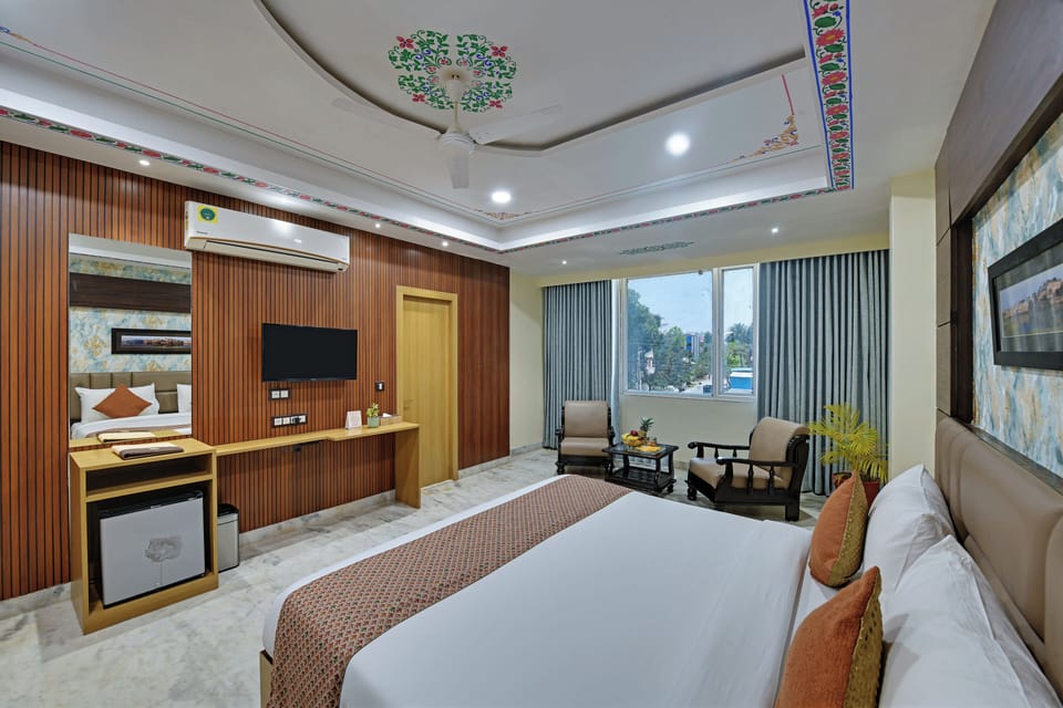 Deluxe Double or Twin Room, City View | Premium bedding, memory foam beds, in-room safe, desk
