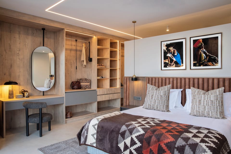 In-room safe, WiFi (free)