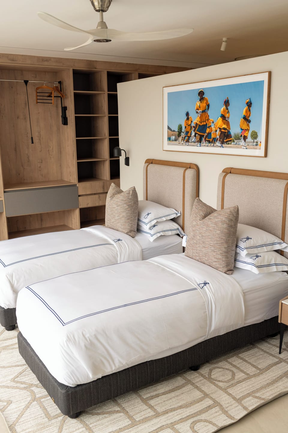 In-room safe, WiFi (free)