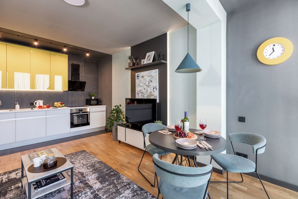 Premium Apartment | Living area | 40-inch flat-screen TV with cable channels