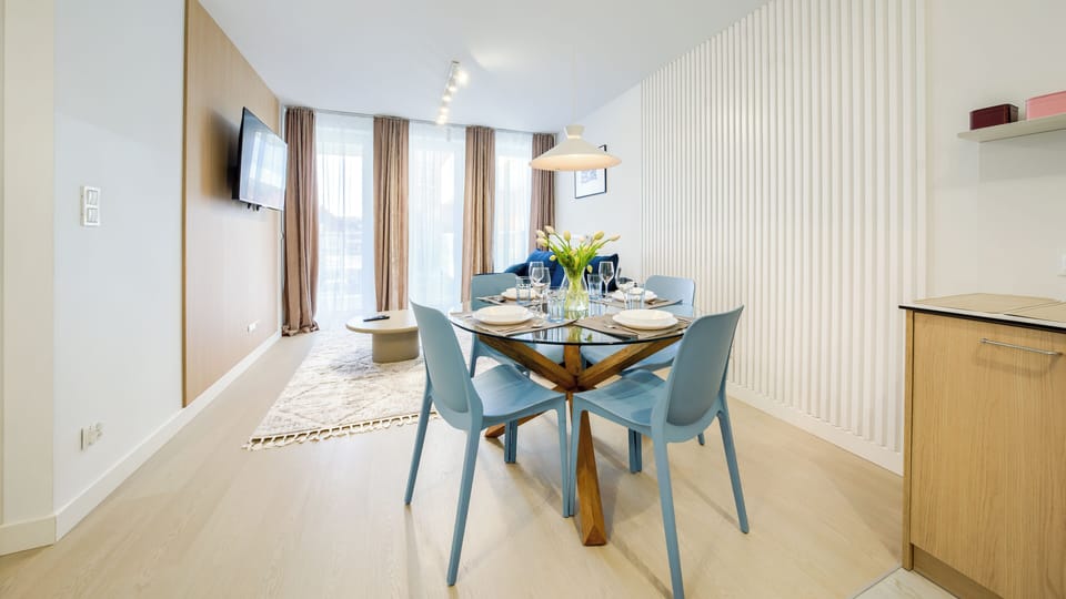 Apartment (114) | In-room dining