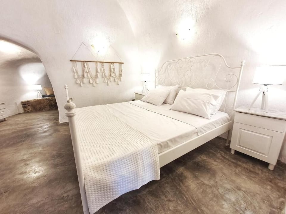 Select Comfort beds, in-room safe, individually decorated