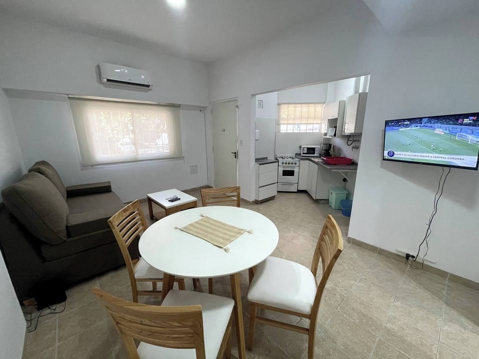 Apartment, 1 Bedroom, Smoking, City View | Interior