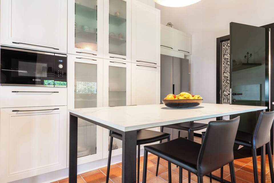 Villa, 3 Bedrooms, Pool View | Dining