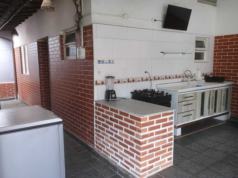 Fridge, oven, cookware/dishes/utensils