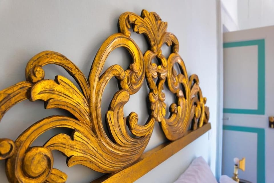 Double Room, Balcony, Courtyard View | Interior detail