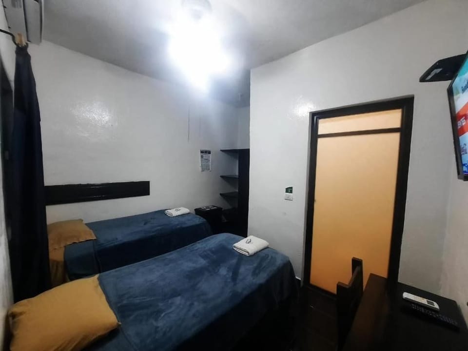 Double Room | Desk, WiFi (free)