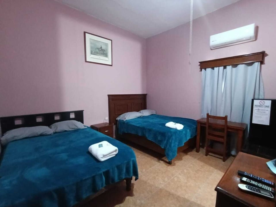 Double Room | Desk, WiFi (free)