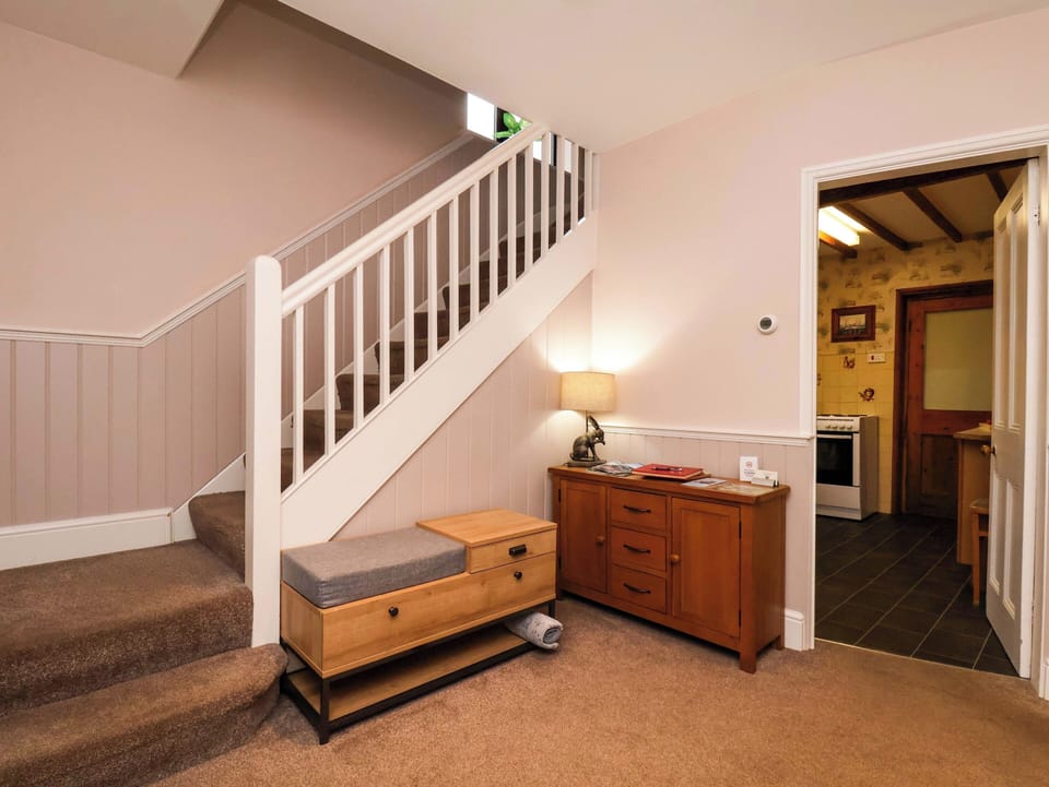 Cottage | Interior
