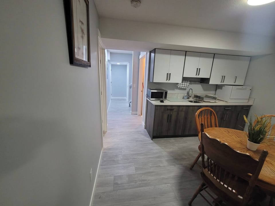 Apartment, 2 Bedrooms, Balcony | Private kitchen