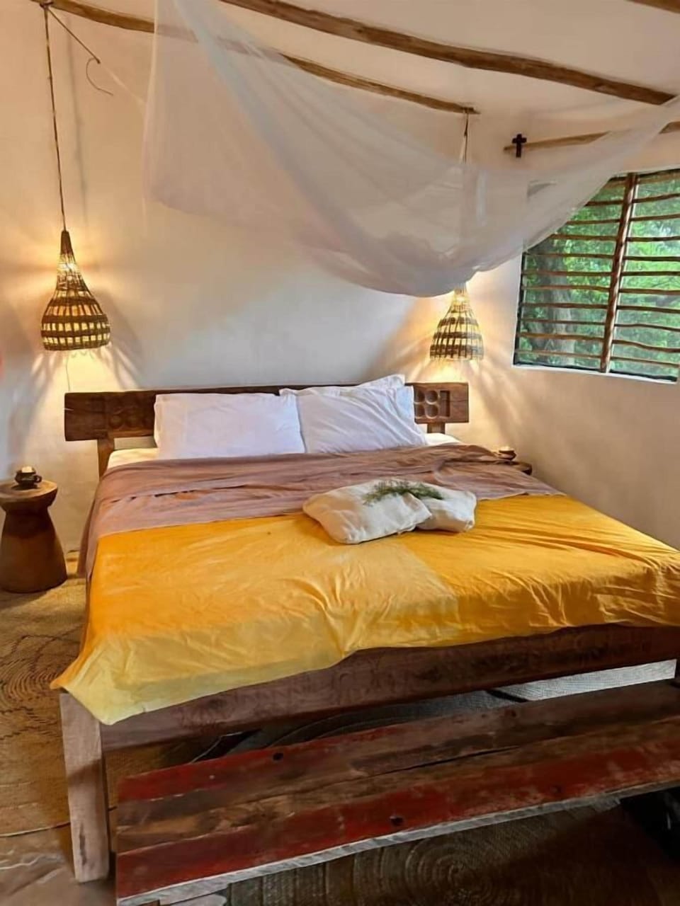 Comfort Villa, River View | Bed sheets