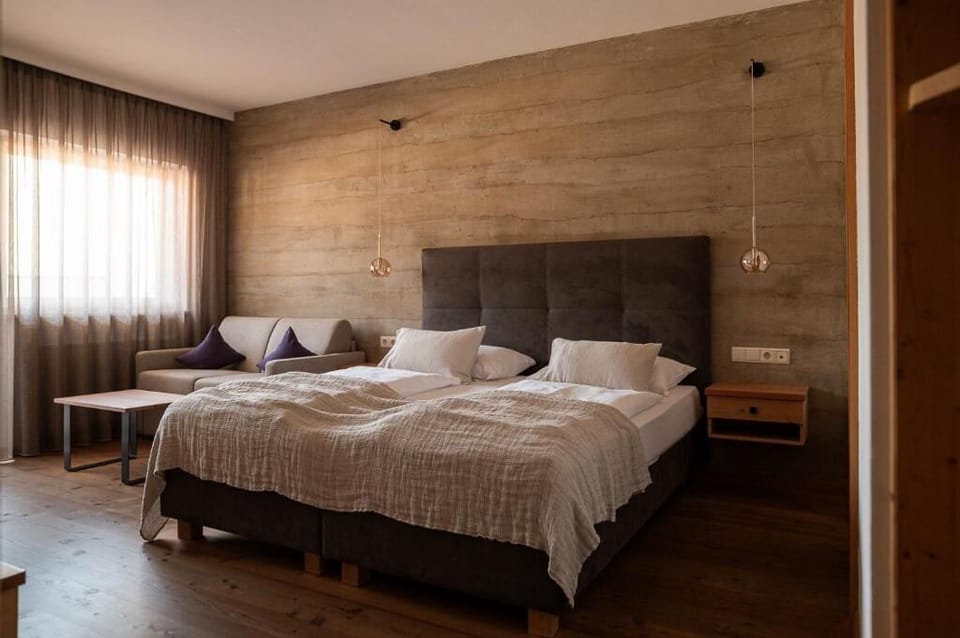 Double Room, Balcony, Mountain View | In-room safe, desk, laptop workspace, free WiFi