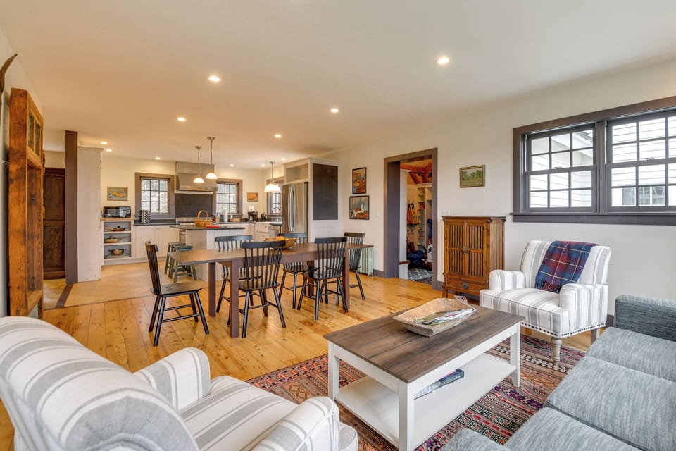 House (4 Bedrooms) | Interior