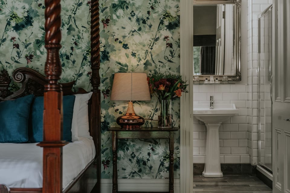 Junior Suite | Bathroom sink