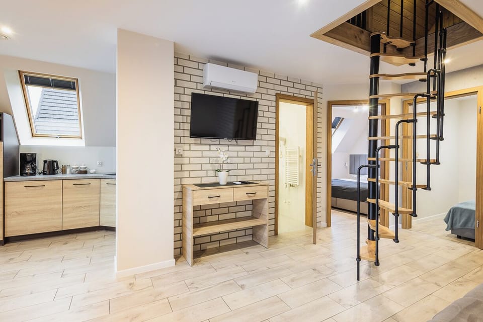 Apartment, 3 Bedrooms, Balcony | Private kitchenette
