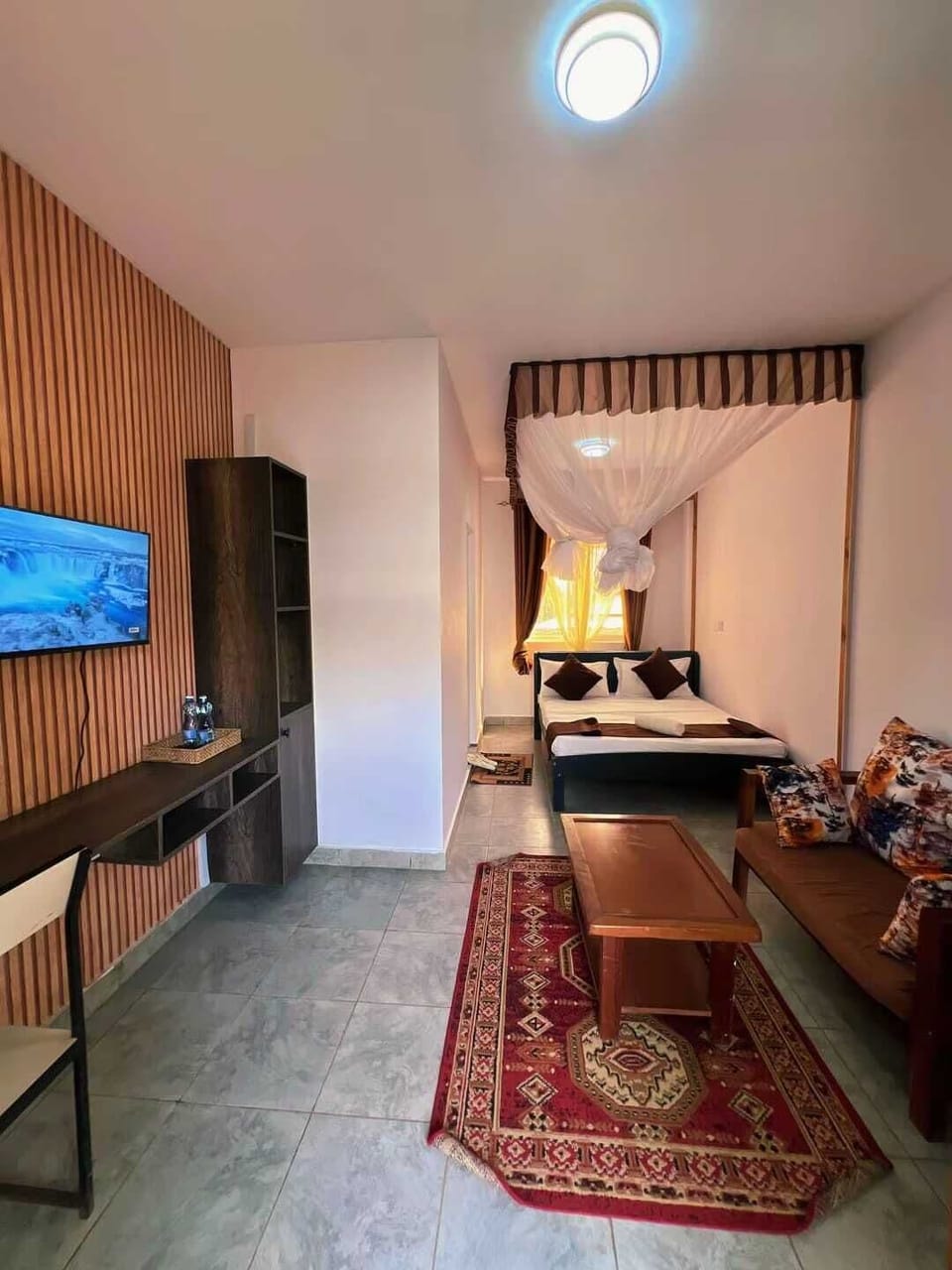 Deluxe Double Room | Free WiFi, bed sheets