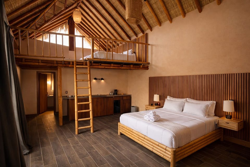 Comfort Studio, Balcony, Mountain View | In-room safe, desk, laptop workspace, blackout drapes