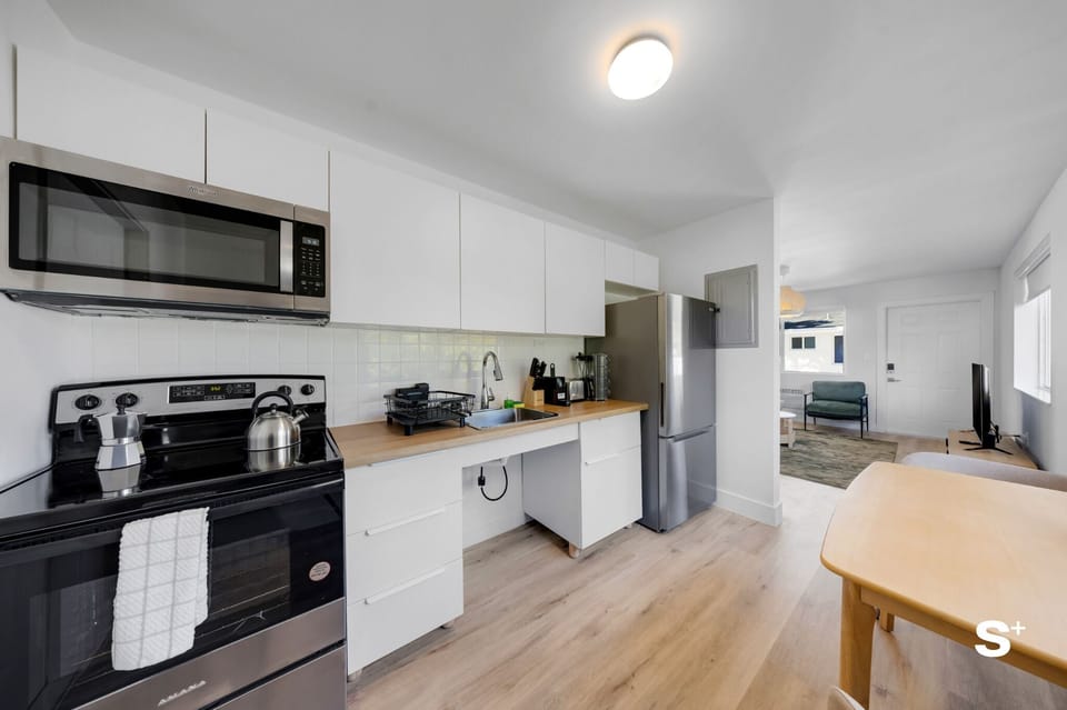 Apartment | Private kitchen | Toaster