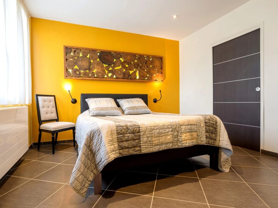 Premium bedding, individually decorated, individually furnished, desk
