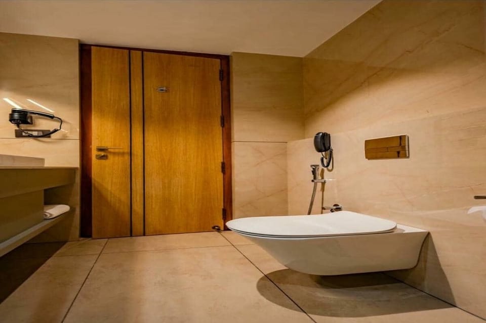 Standard Double Room | Bathroom | Free toiletries, slippers, towels, soap