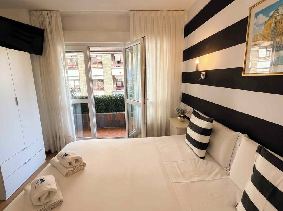 Double or Twin Room, City View | Free WiFi, bed sheets