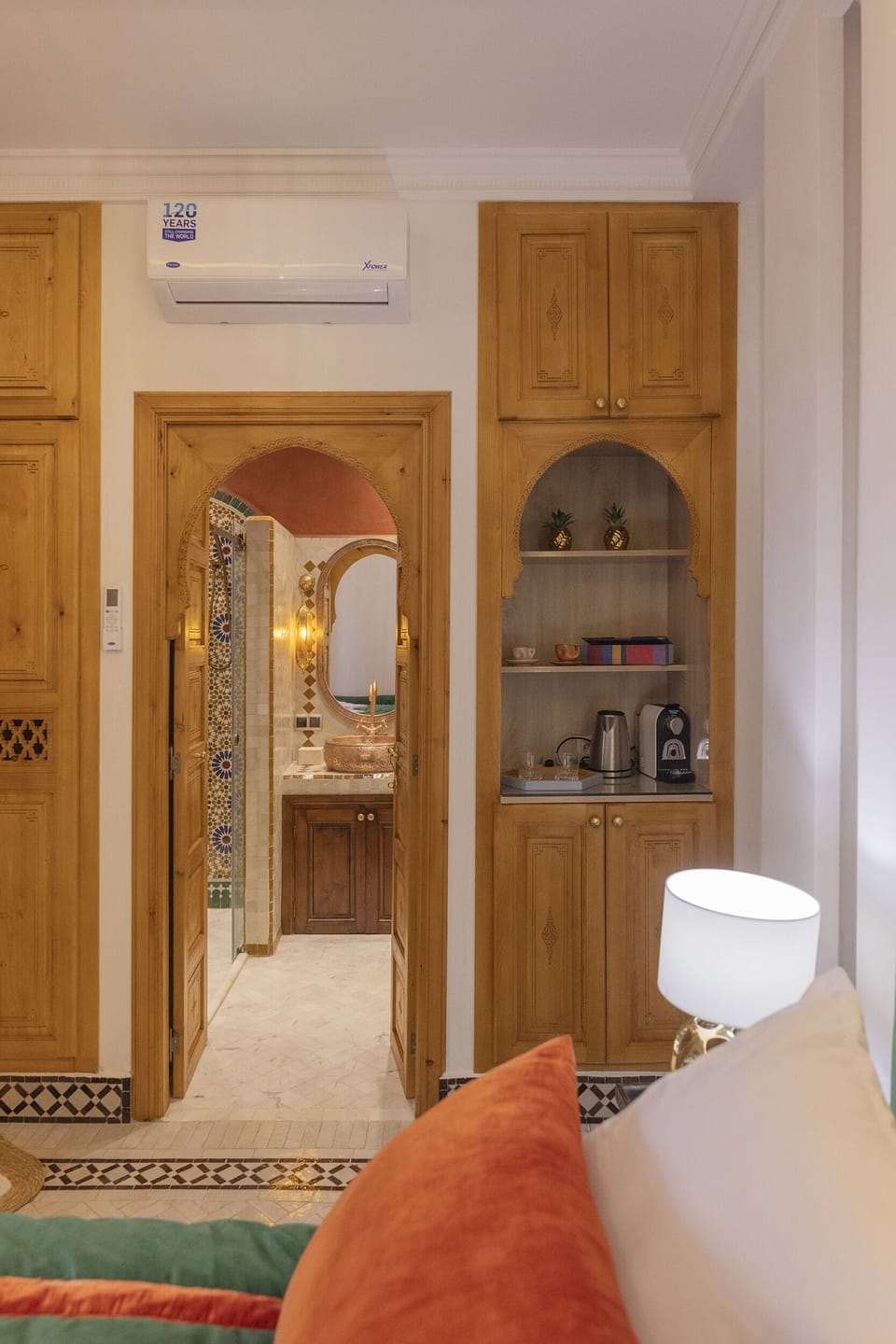 Classic Suite | In-room safe, individually decorated, individually furnished
