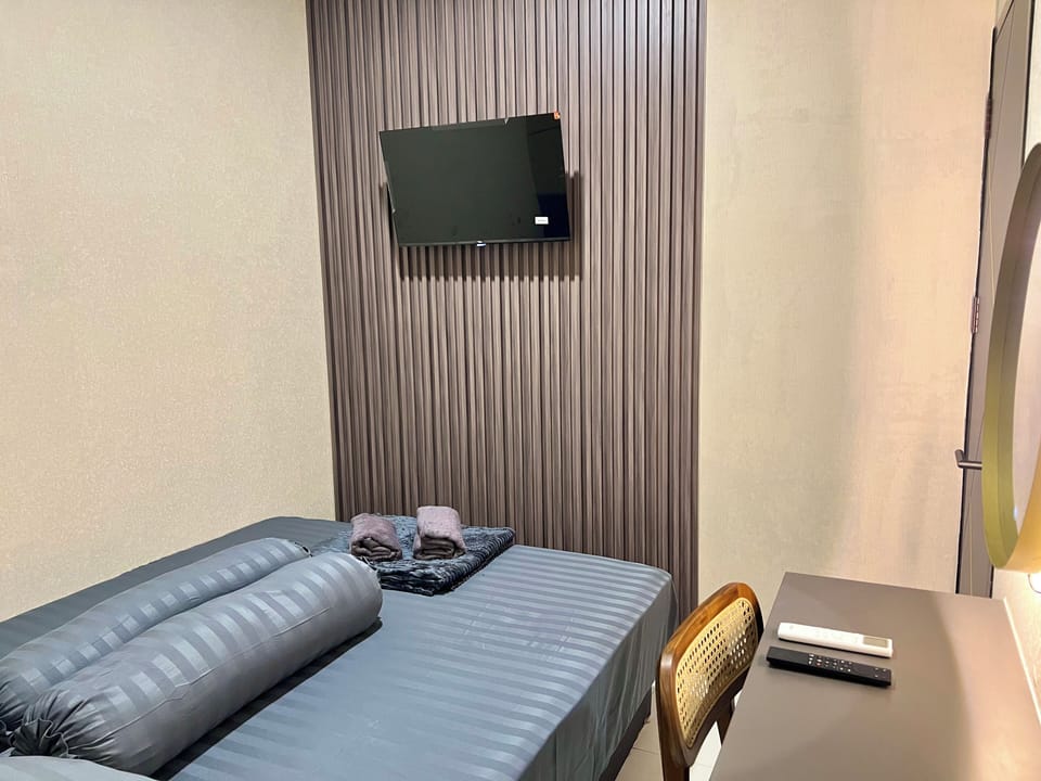 Superior Double Room | Desk, WiFi
