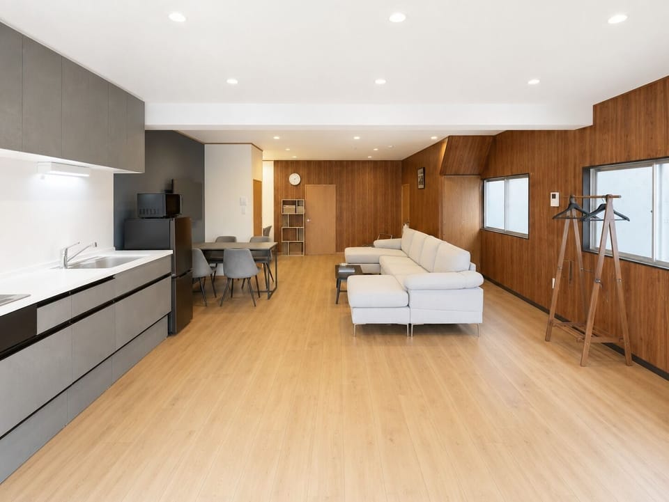 Family House, 3 Bedrooms, Non Smoking, Kitchen | Living area | 50-inch Smart TV with digital channels