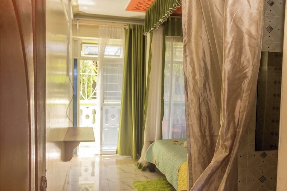 Deluxe Double Room | Free WiFi, bed sheets