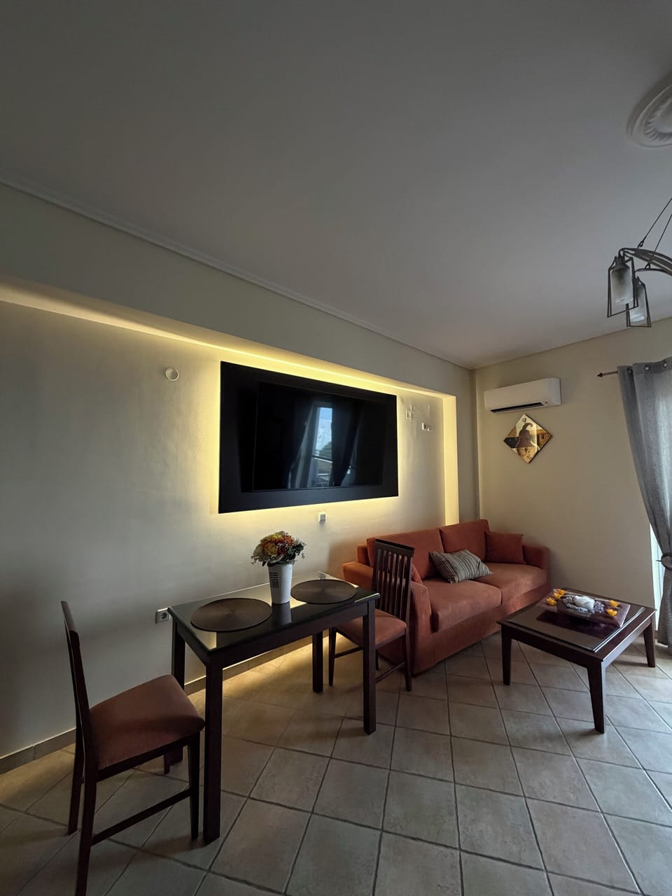 Superior Double Room, Beach View | Living area