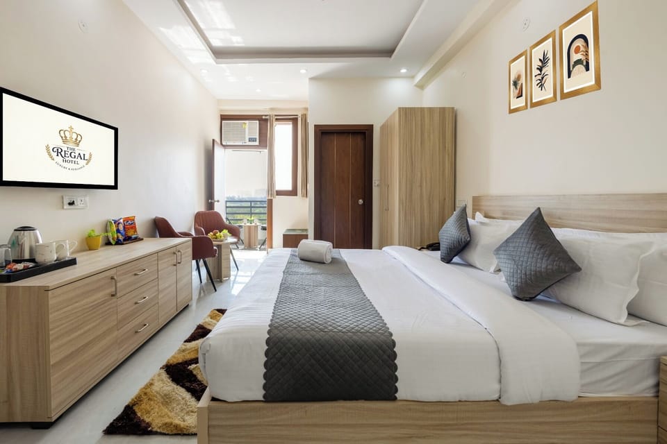 Deluxe Double Room, Balcony, City View | Desk, laptop workspace, free WiFi