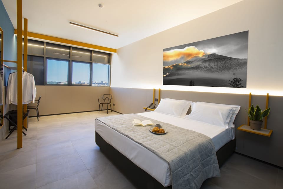 Superior Room | Desk, laptop workspace, free WiFi, bed sheets