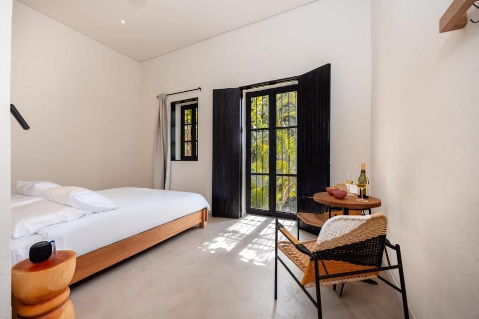 Comfort Double Room, City View | In-room safe, blackout drapes, WiFi (free), bed sheets