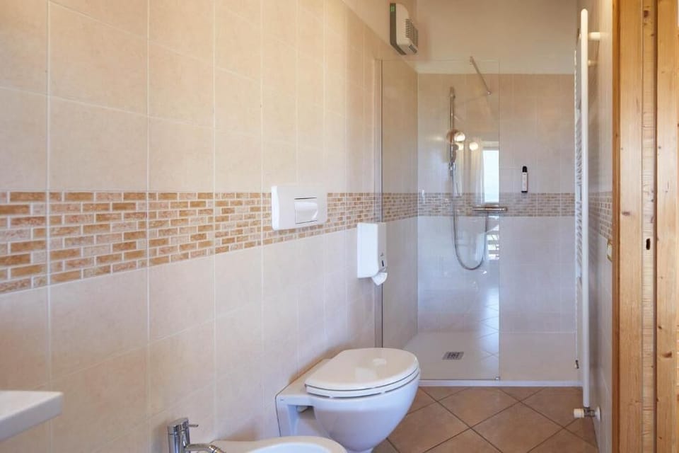 Double Room, Balcony, Mountain View | Bathroom | Separate tub and shower, hair dryer, towels, soap
