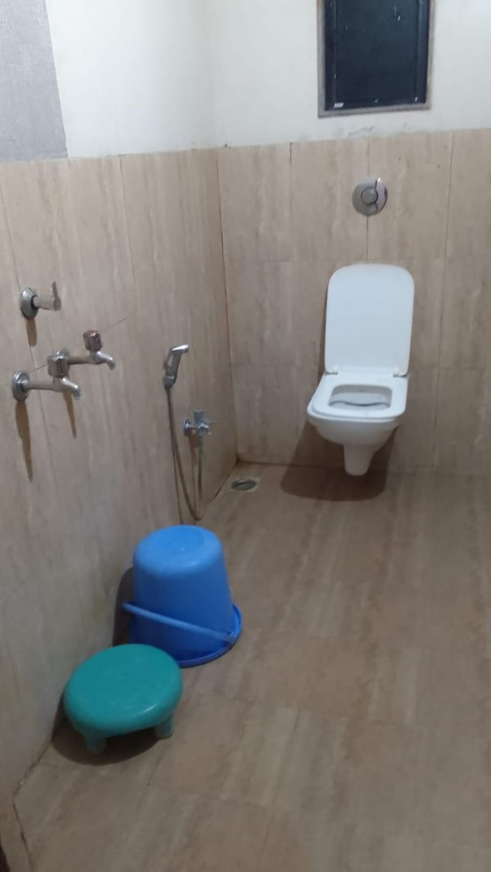 Free toiletries, towels, soap, shampoo
