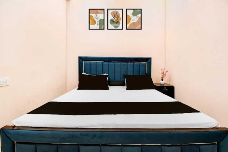 Classic Double Room, Balcony | Free WiFi