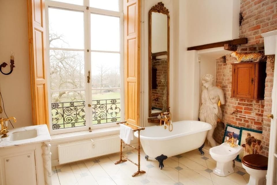 Standard Suite | Bathroom