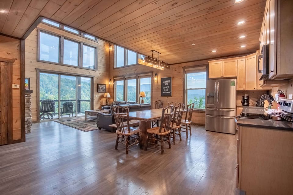 House | 4 bedrooms, high-speed internet