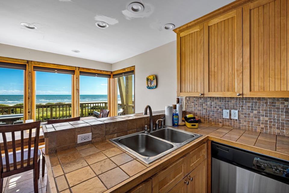 House (3 Bedrooms) | Property amenity