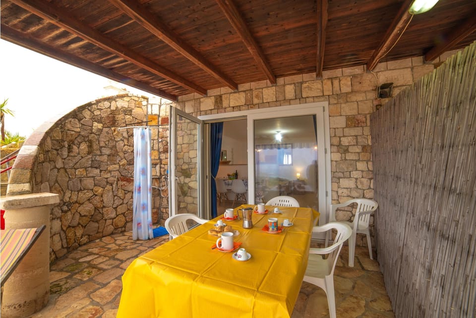 House | 1 bedroom