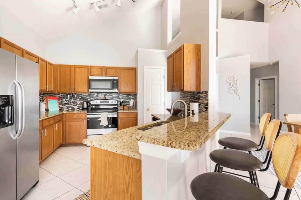 House, Multiple Beds, Pool Access (Disney Days & Sunshine Stays) | Private kitchen | Coffee/tea maker