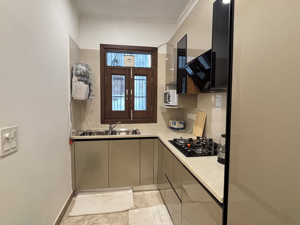 Apartment, Balcony, City View | Private kitchen
