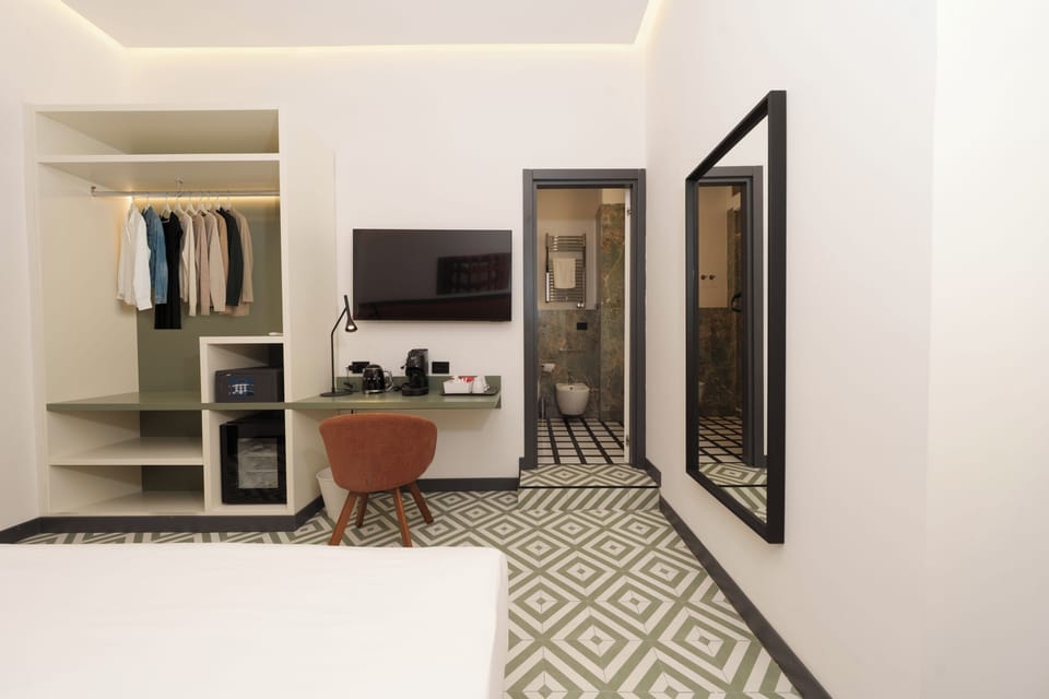 Superior Room | In-room safe, desk, laptop workspace, soundproofing
