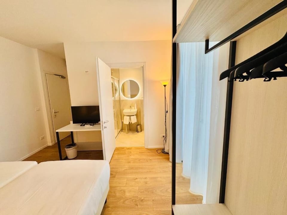 Deluxe Double or Twin Room, Balcony