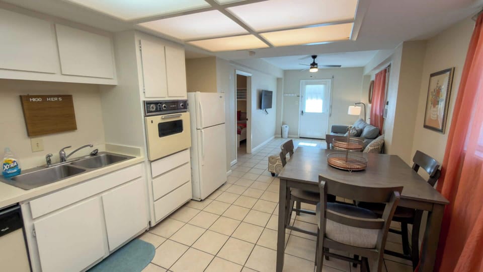Condo, Multiple Beds, Kitchen, Pool View (Atol Duplex - #2) | Interior